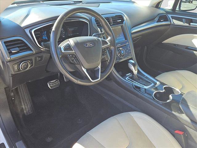 Used 2015 Ford Fusion Titanium image 12