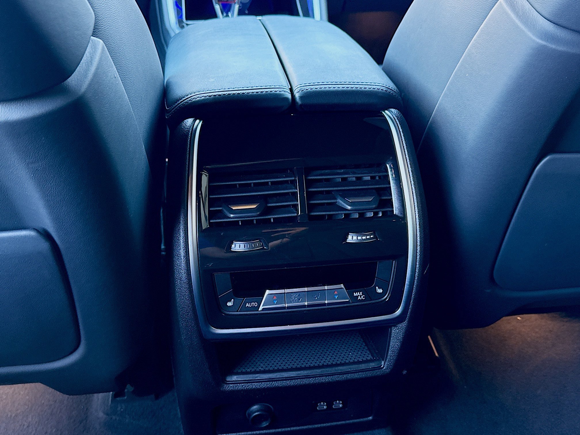 Used 2024 BMW X5 M Competition w/ Executive Package image 23