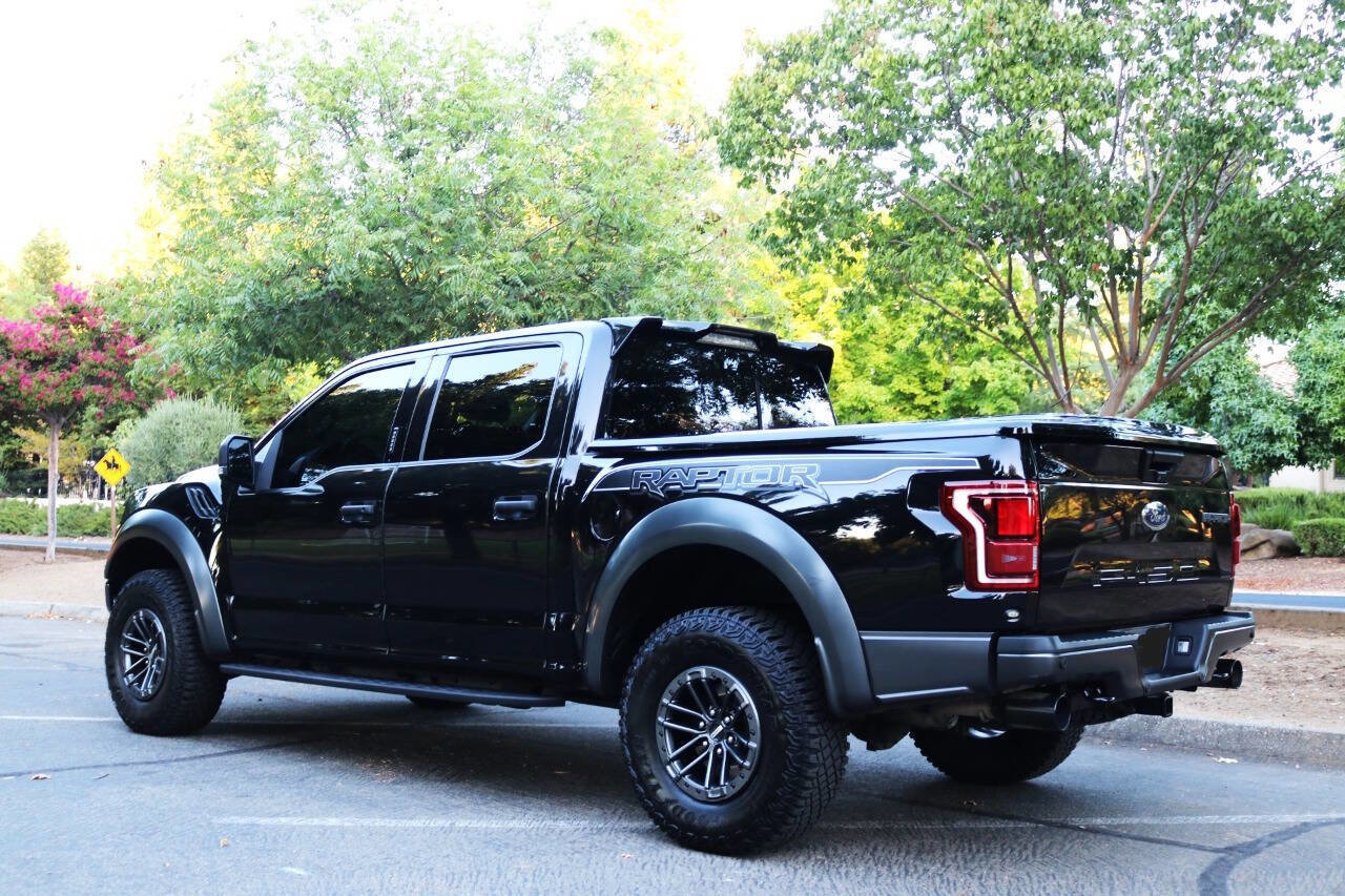 Used 2019 Ford F150 Raptor w/ Equipment Group 801A Mid image 8