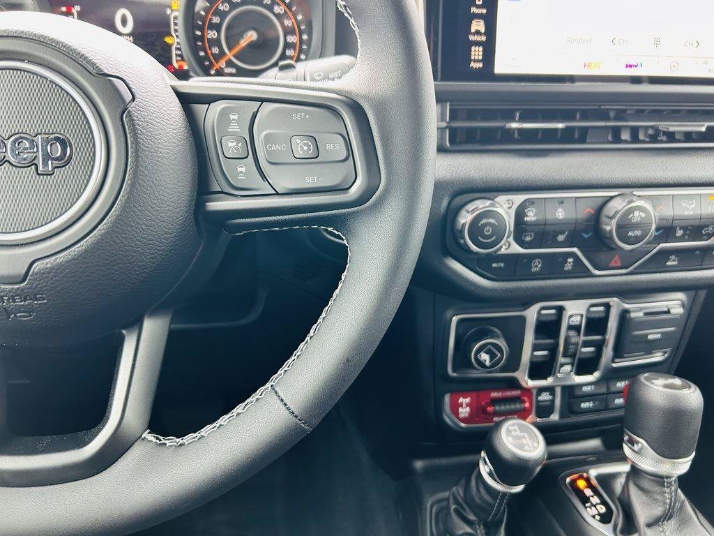 New 2025 Jeep Wrangler Unlimited Sport AWD/4WD image 18