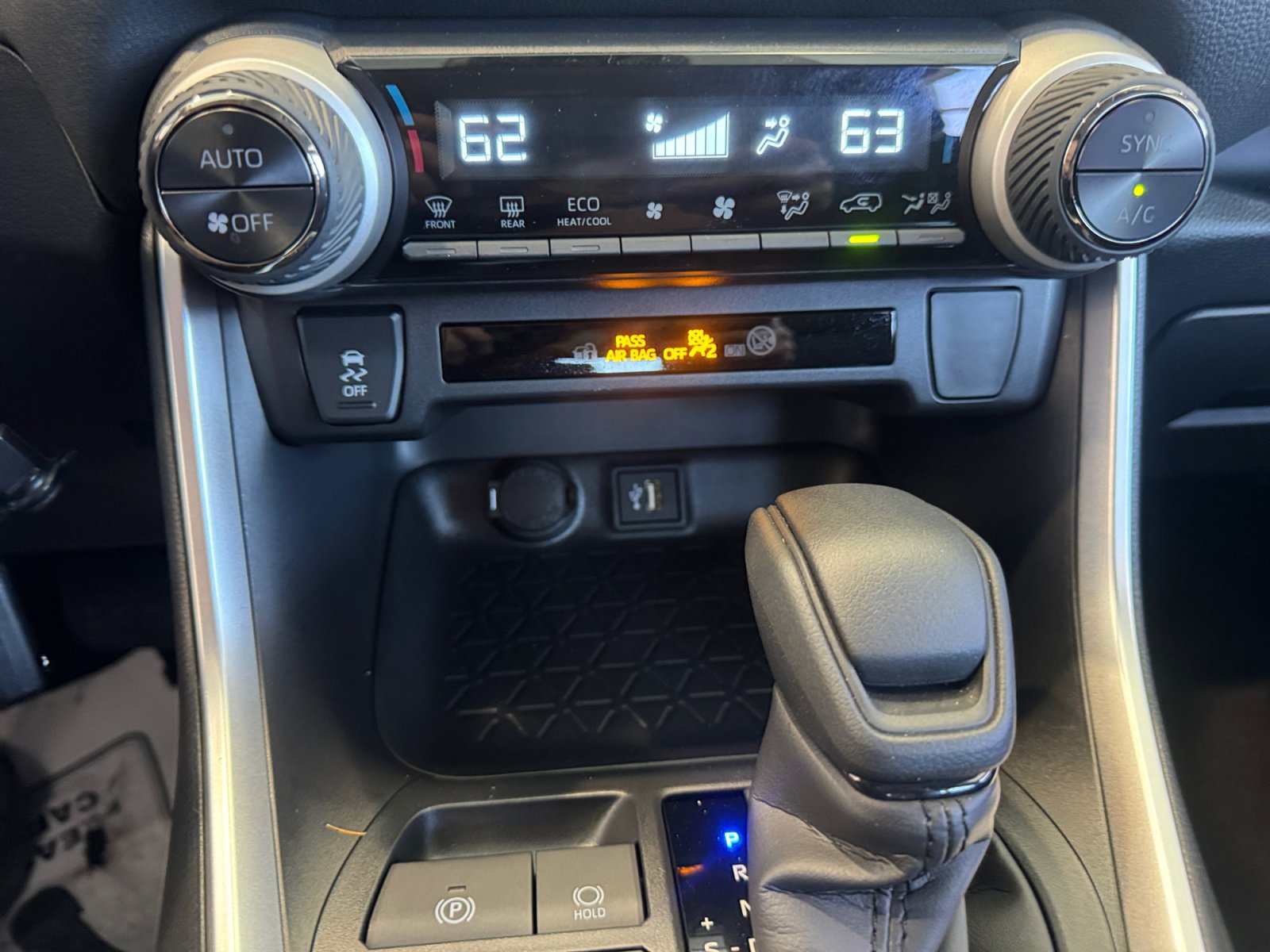 Certified 2025 Toyota RAV4 LE image 12