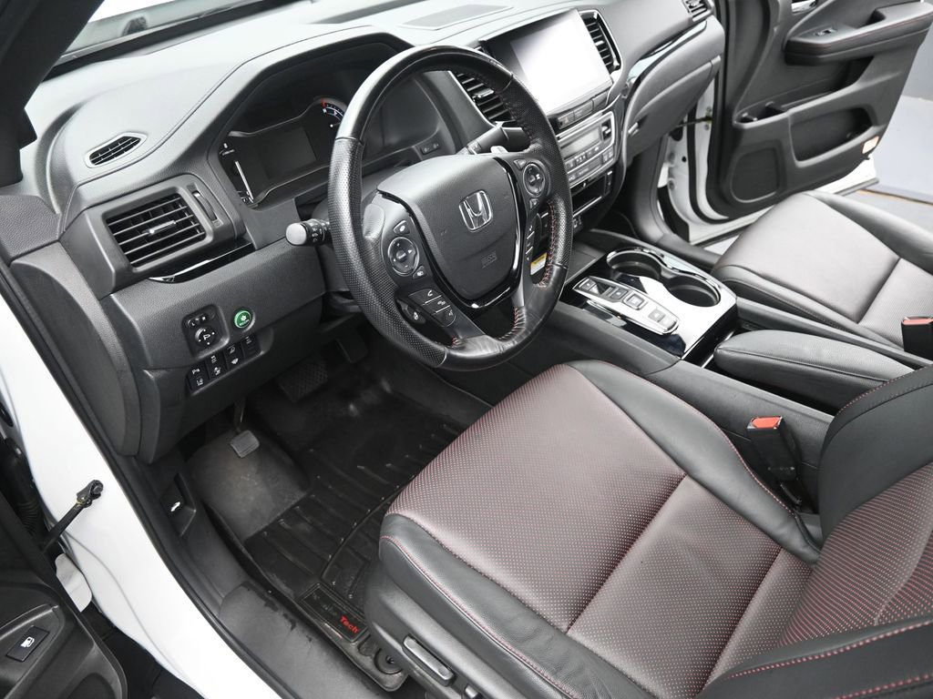 Used 2021 Honda Ridgeline Black Edition image 9
