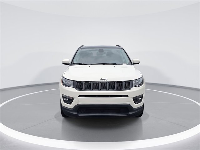 Used 2020 Jeep Compass Latitude image 3
