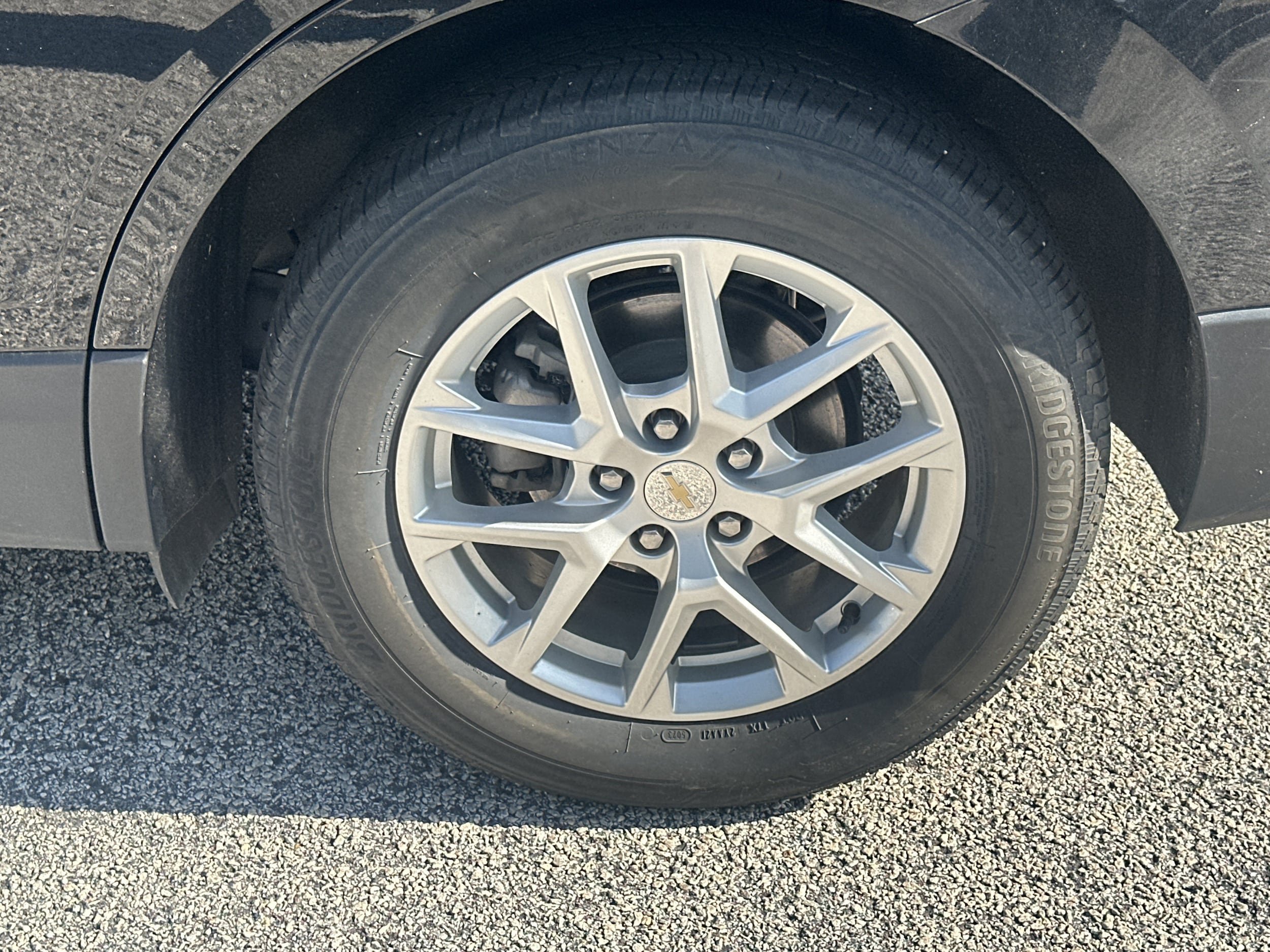 Used 2024 Chevrolet Equinox LT AWD/4WD image 19