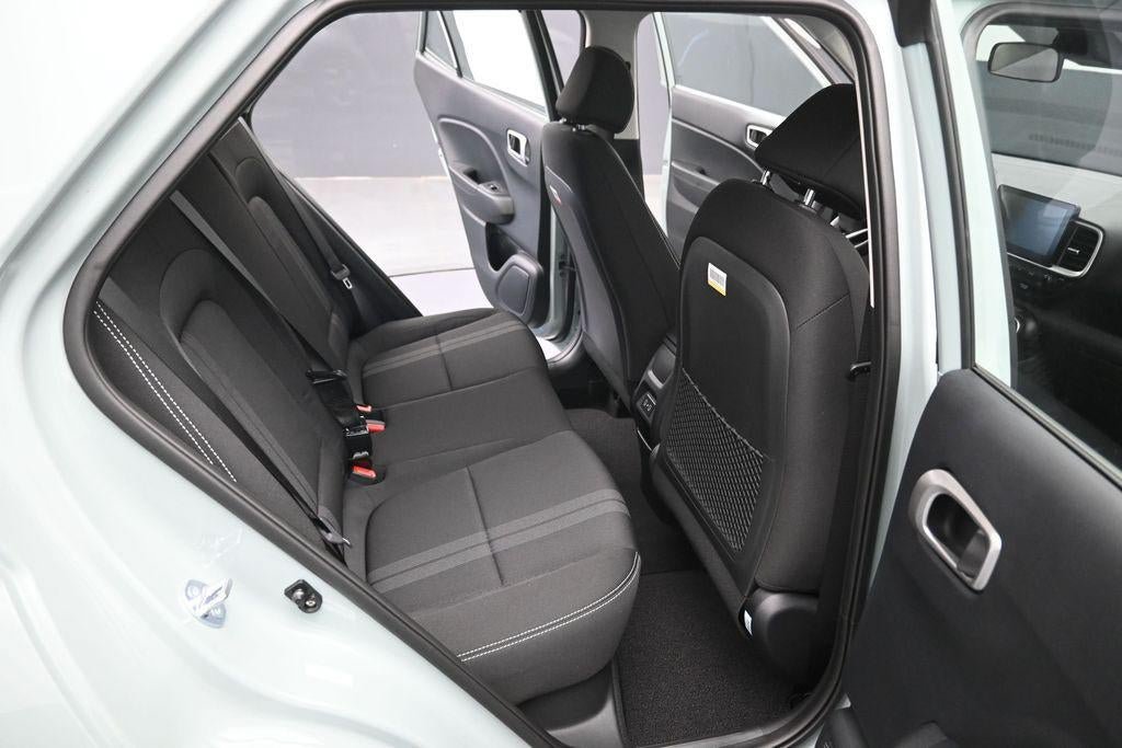 New 2026 Hyundai Venue SEL FWD image 29