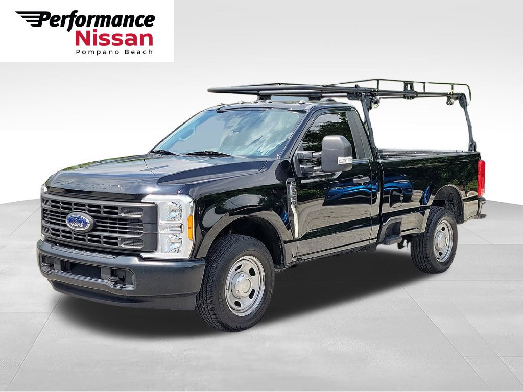 Used 2023 Ford F350 XL RWD image 1