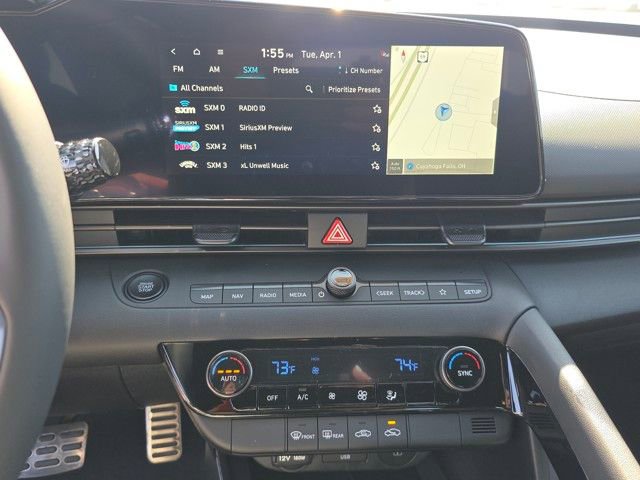 Certified 2025 Hyundai Elantra SEL image 27