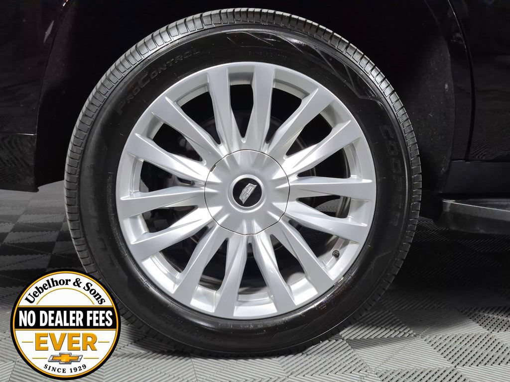 Certified 2023 Cadillac Escalade Luxury w/ LPO, Floor Liner Package AWD/4WD image 32