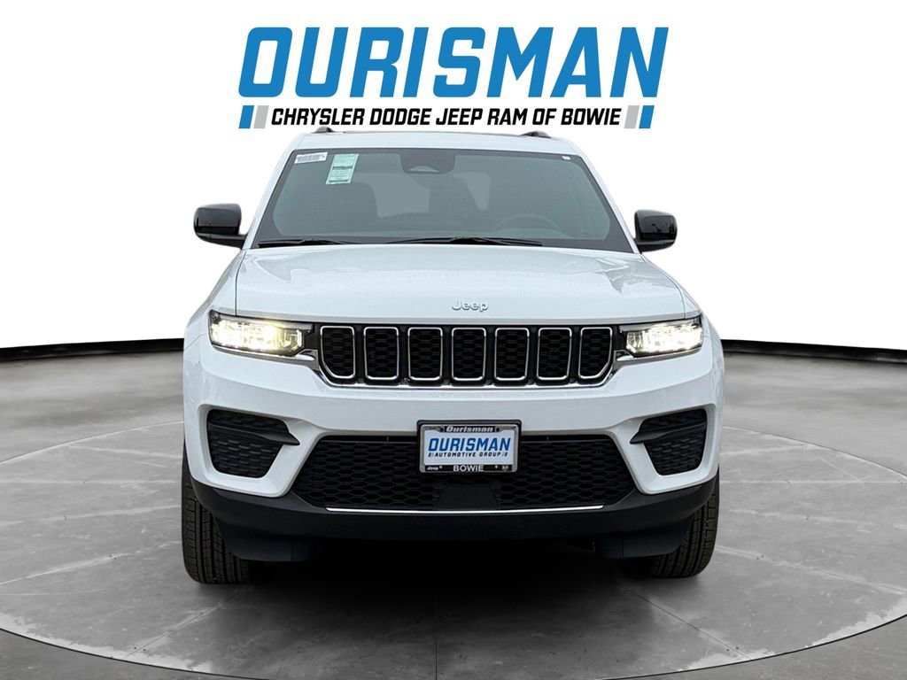 New 2025 Jeep Grand Cherokee Laredo X w/ Luxury Tech Group I image 8