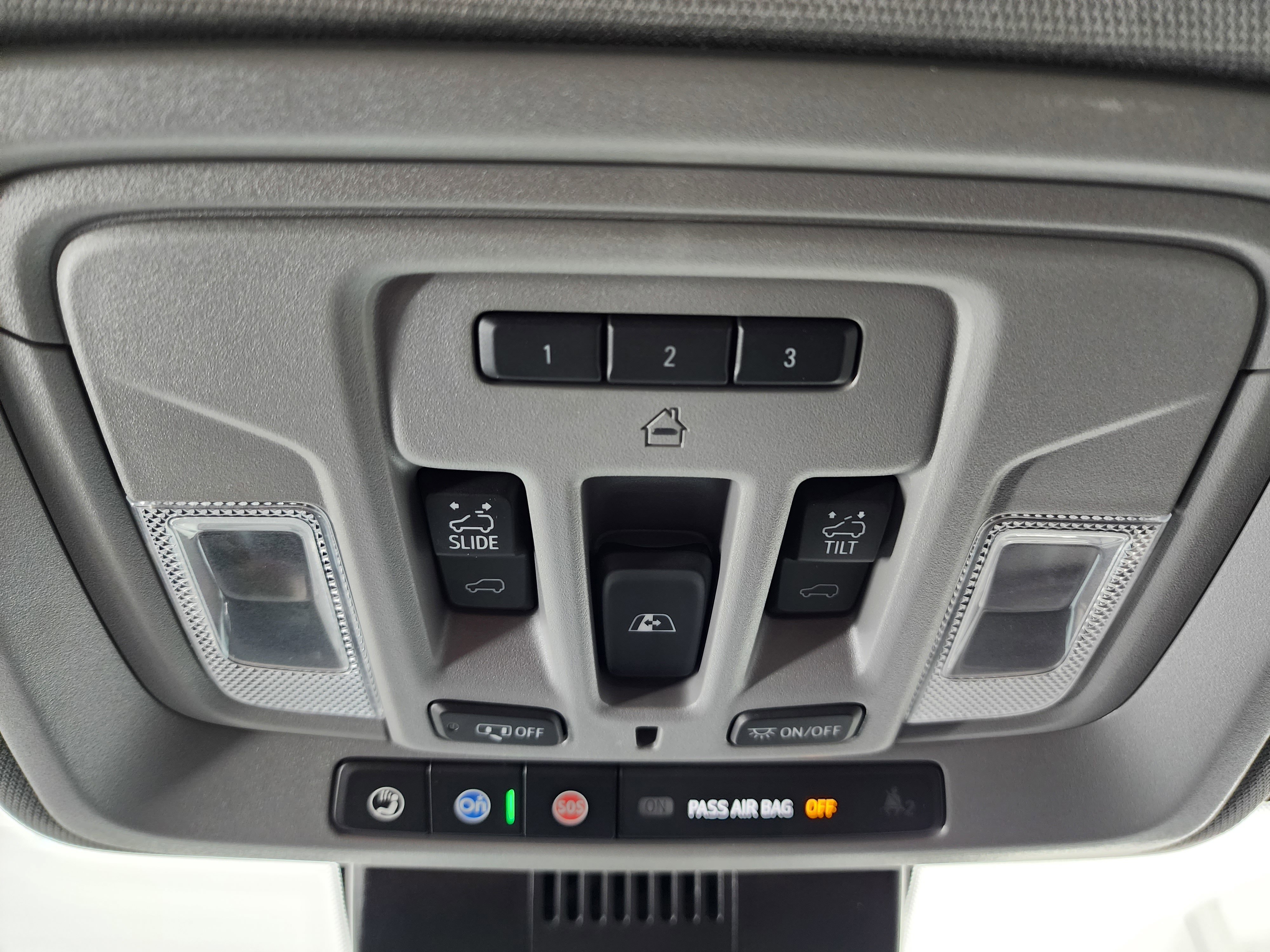 Used 2024 GMC Sierra 2500 Denali w/ Denali Reserve Package image 73