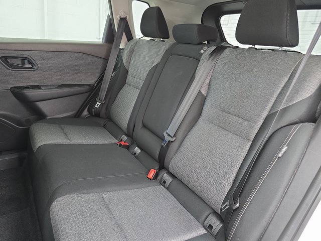 Certified 2022 Nissan Rogue S image 13