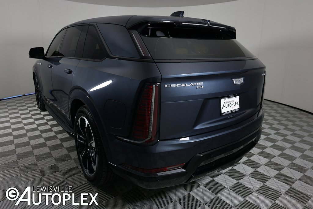 Used 2025 Cadillac Escalade IQ Sport 2 image 9