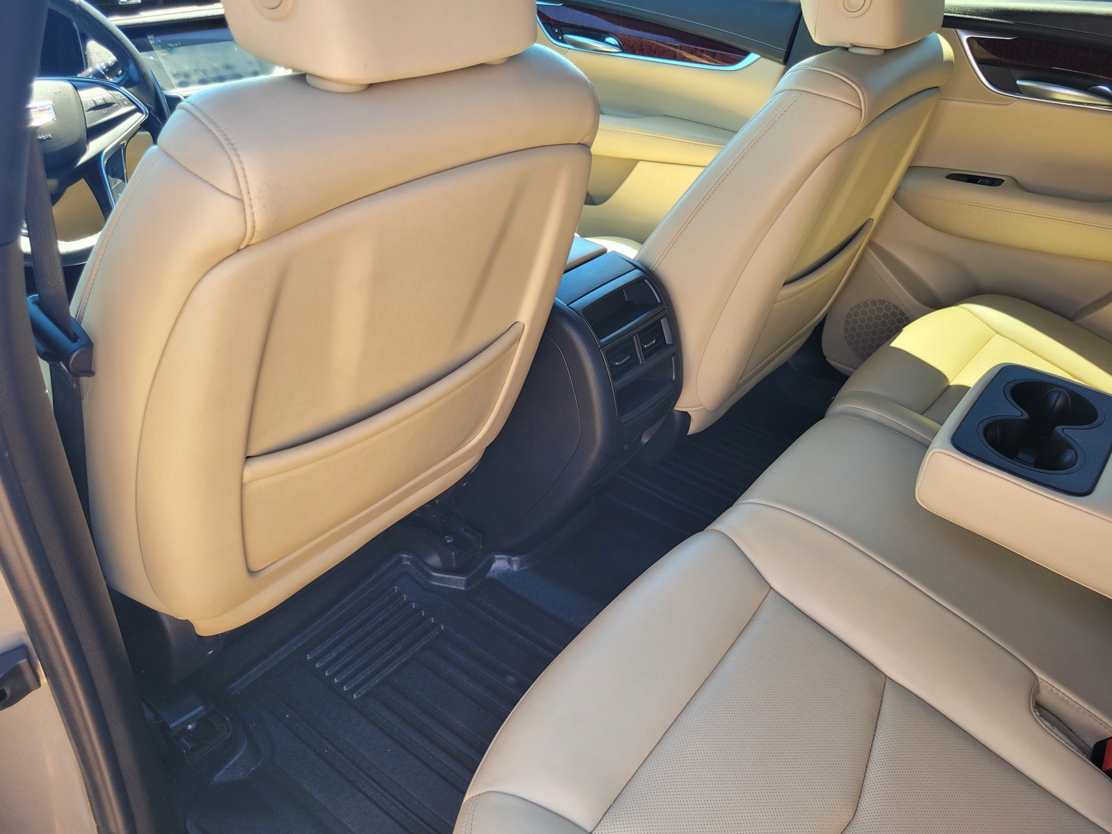 Used 2019 Cadillac XT5 Luxury FWD image 10