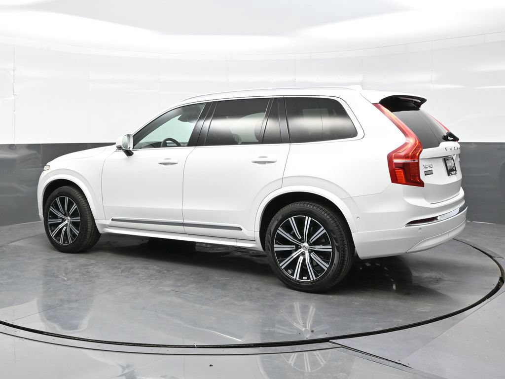 Used 2023 Volvo XC90 B6 Plus AWD/4WD image 4