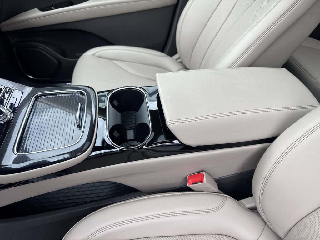 Certified 2023 Lincoln Nautilus Reserve AWD/4WD image 24