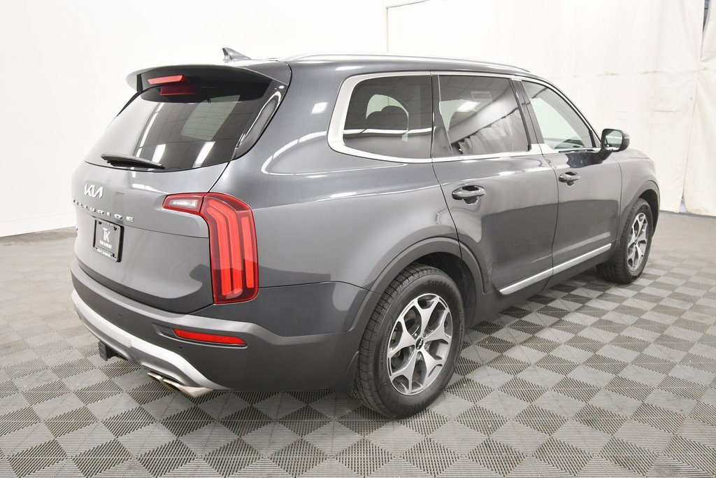 Certified 2022 Kia Telluride EX w/ Towing Package image 8