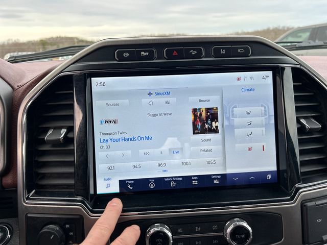 Used 2022 Ford F450 Platinum w/ FX4 Off-Road Package image 28