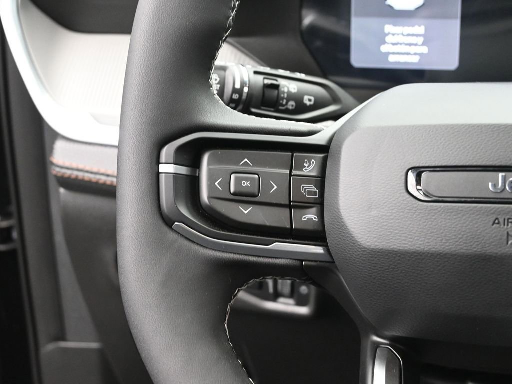 New 2026 Jeep Cherokee Laredo image 30