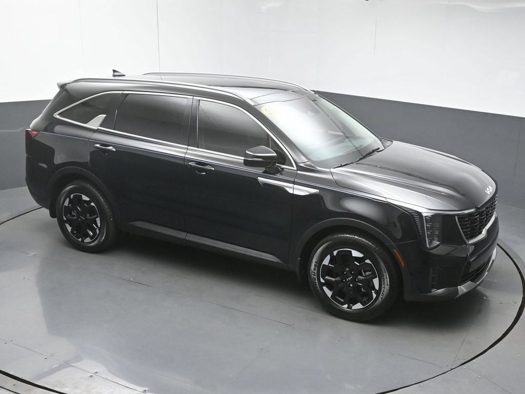 Used 2025 Kia Sorento S w/ Panoramic Sunroof Package FWD image 48