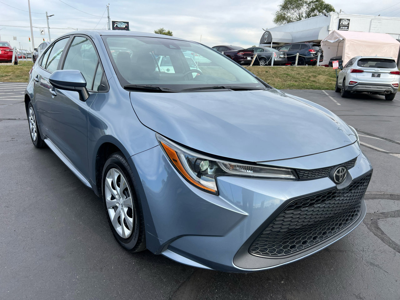 Used 2022 Toyota Corolla LE image 12