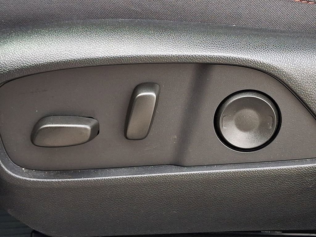 Used 2026 Chevrolet Equinox RS image 26