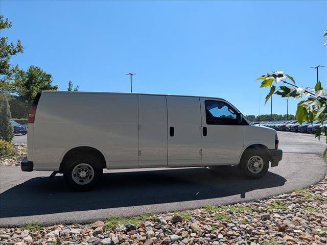 Used 2019 Chevrolet Express 2500 Extended w/ Driver Convenience Package RWD image 6