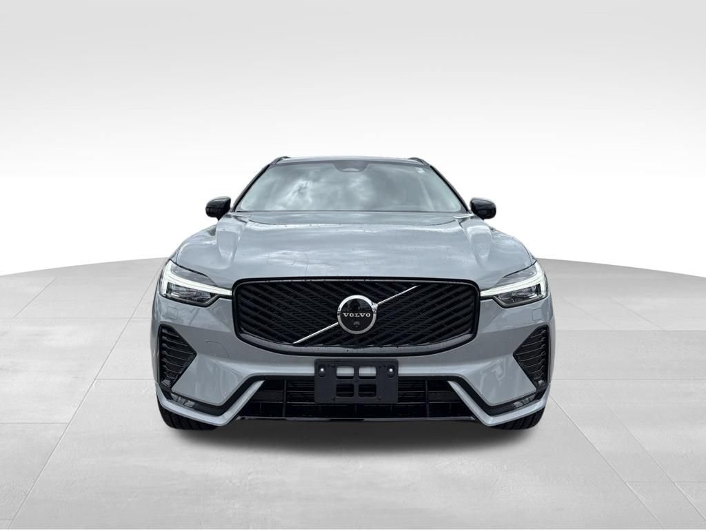 New 2026 Volvo XC60 B5 Ultra w/ Climate Package AWD/4WD image 8
