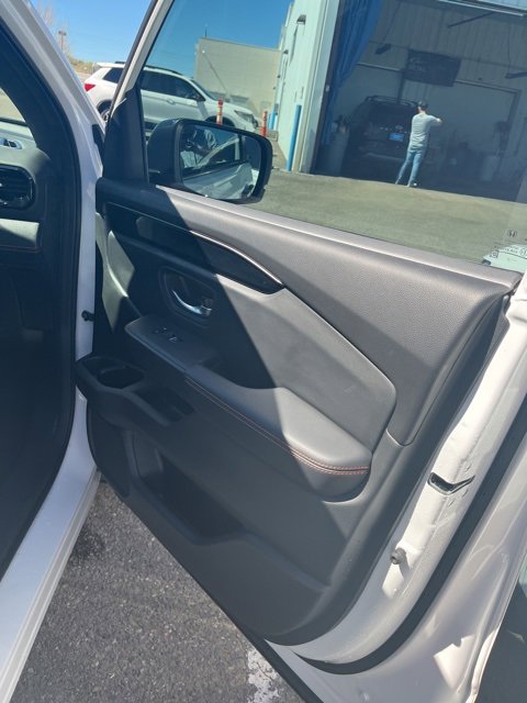 Certified 2025 Honda Pilot TrailSport image 6