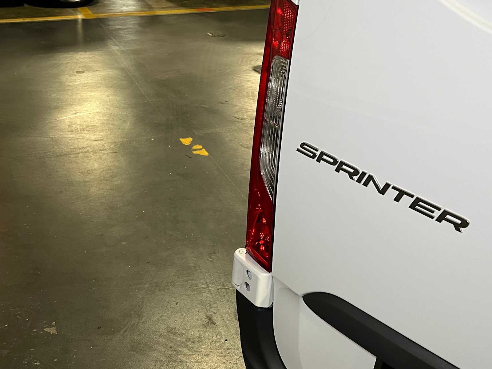 Used 2025 Mercedes-Benz Sprinter 2500 image 15