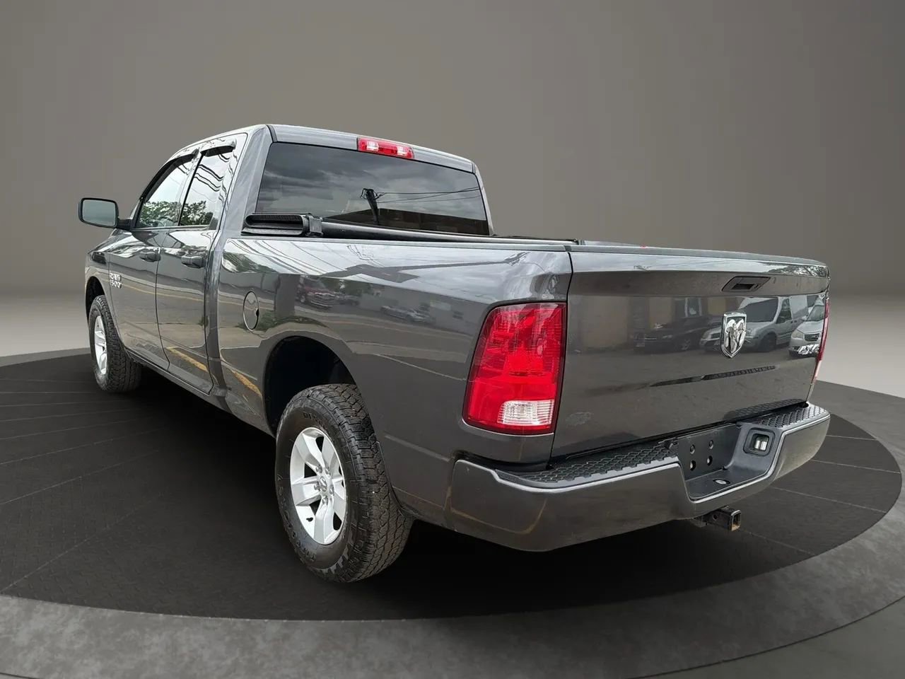 Used 2017 RAM 1500 Express AWD/4WD image 7