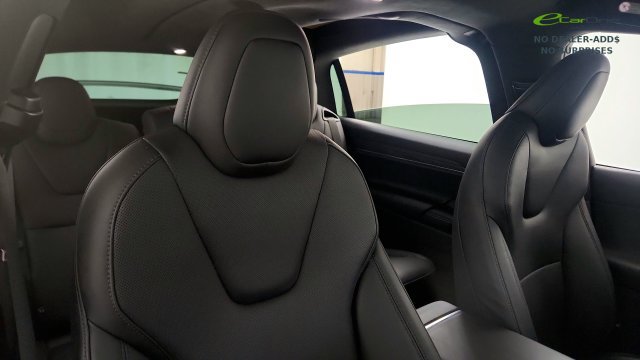 Used 2024 Tesla Model X AWD/4WD image 34