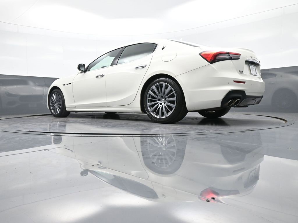Used 2022 Maserati Ghibli Modena image 33