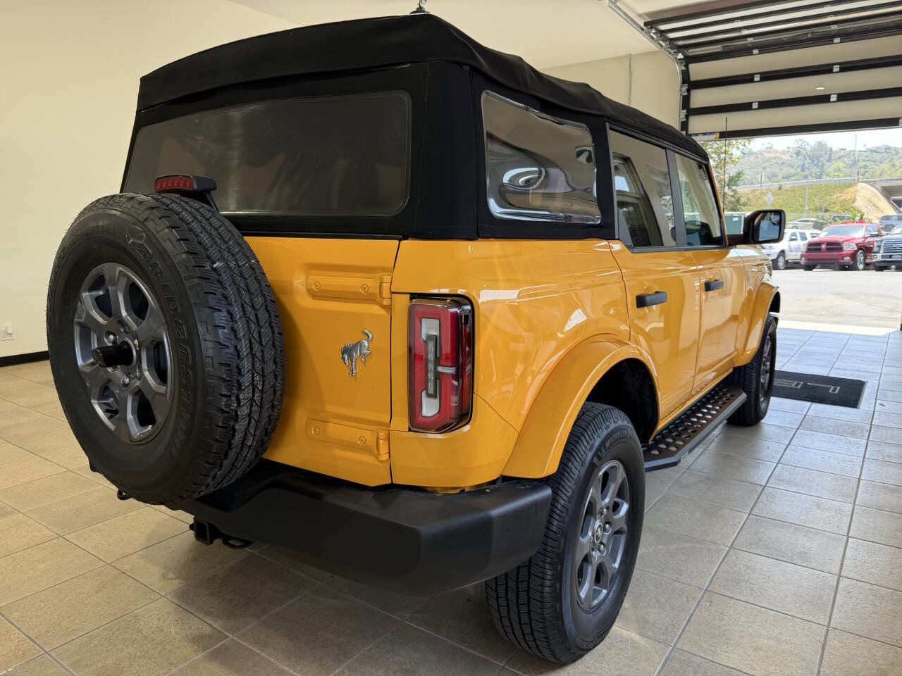 Used 2022 Ford Bronco Big Bend image 8