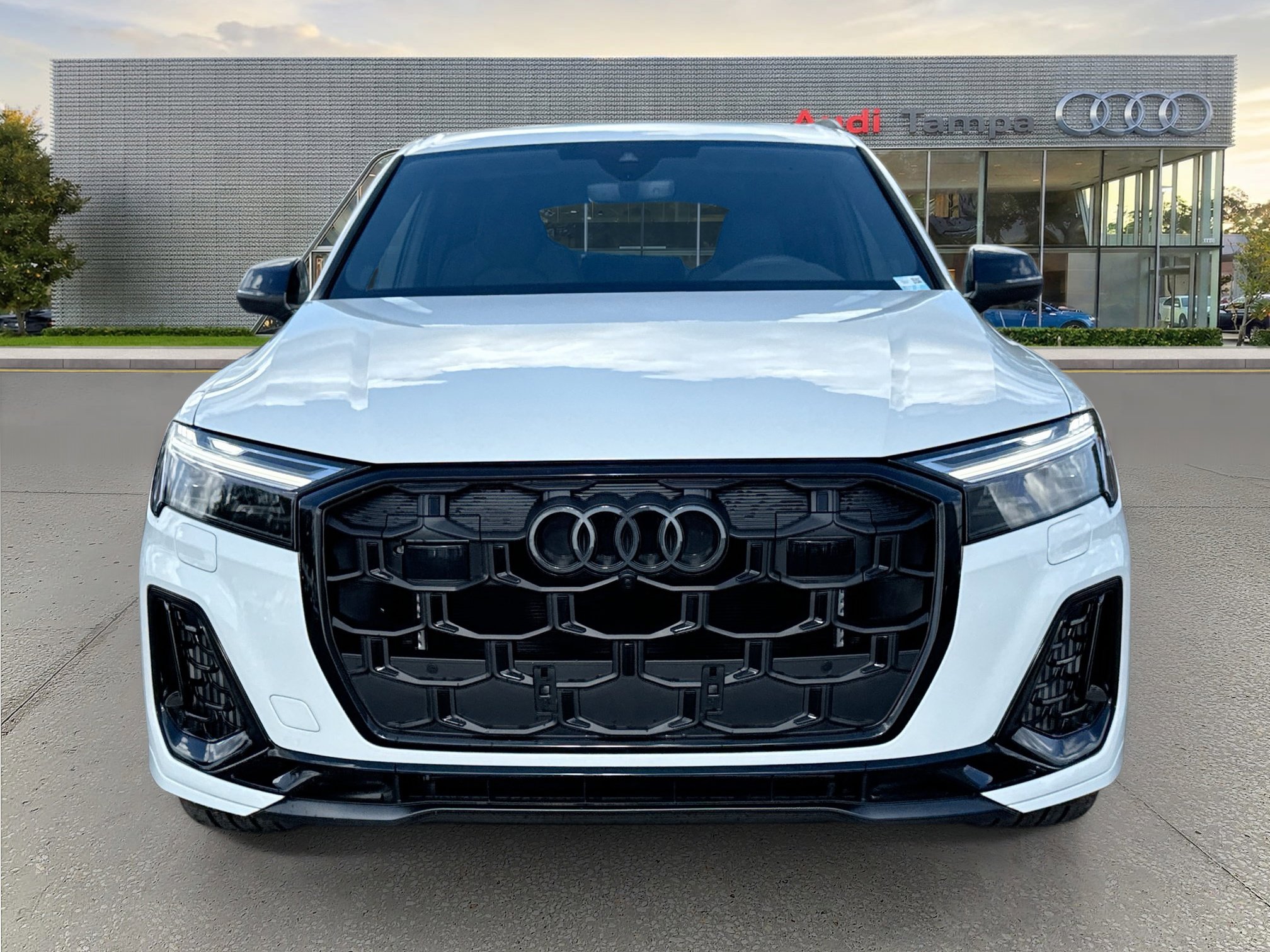 New 2026 Audi SQ7 Premium Plus image 8