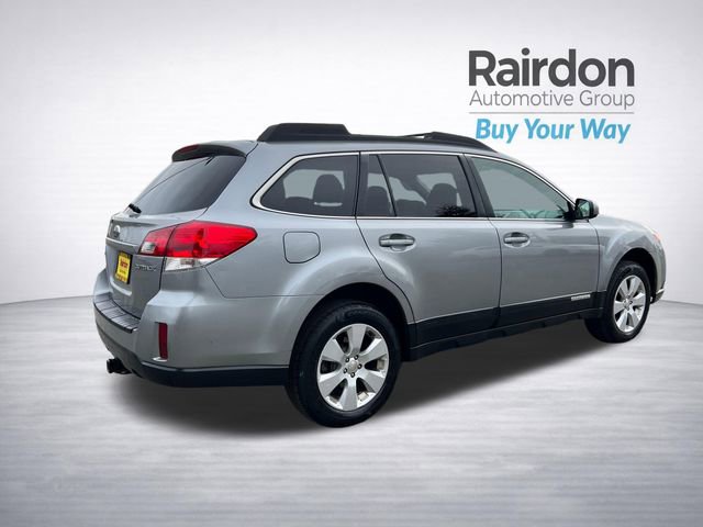 Used 2011 Subaru Outback 2.5i Premium image 9