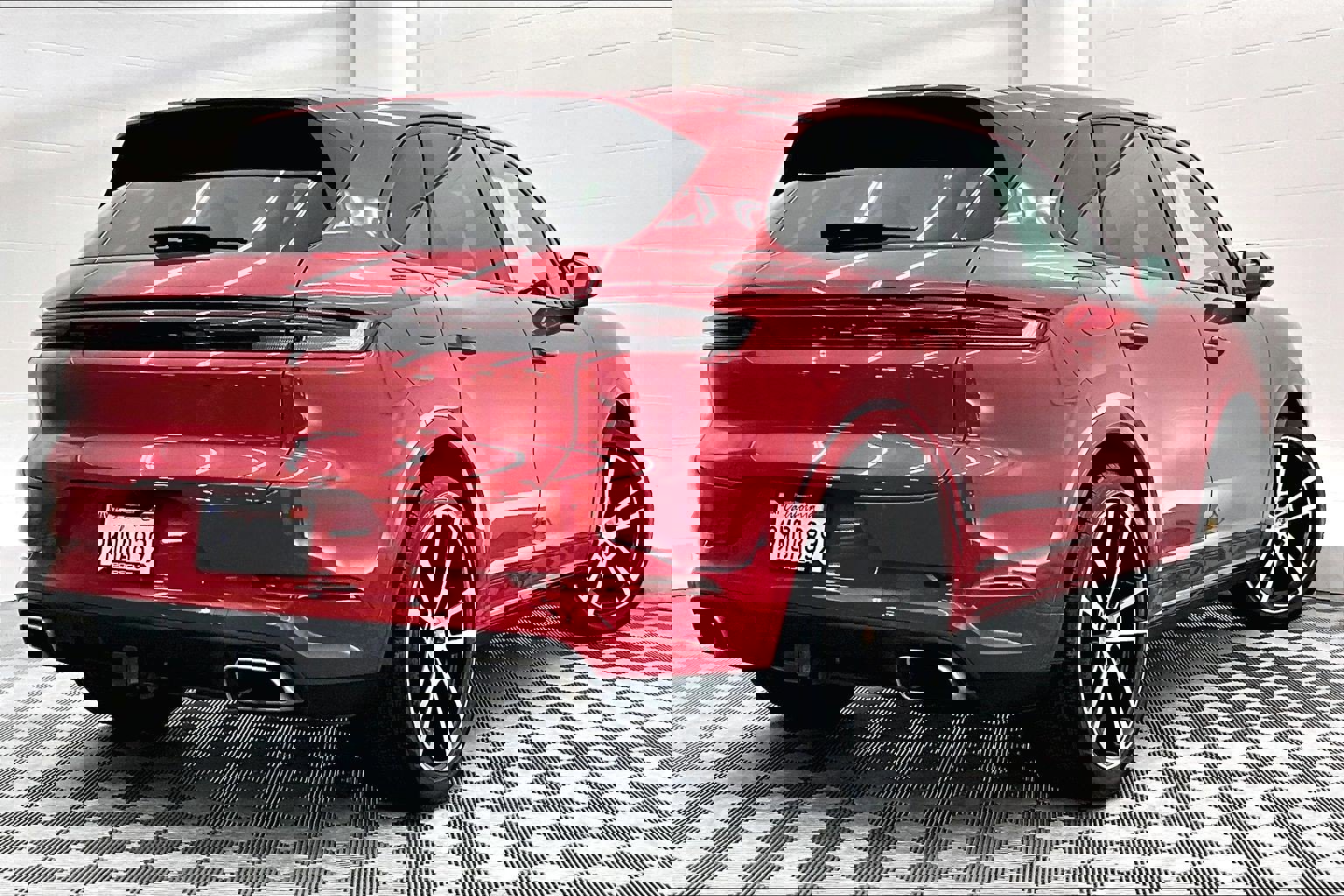 Used 2024 Porsche Cayenne image 10