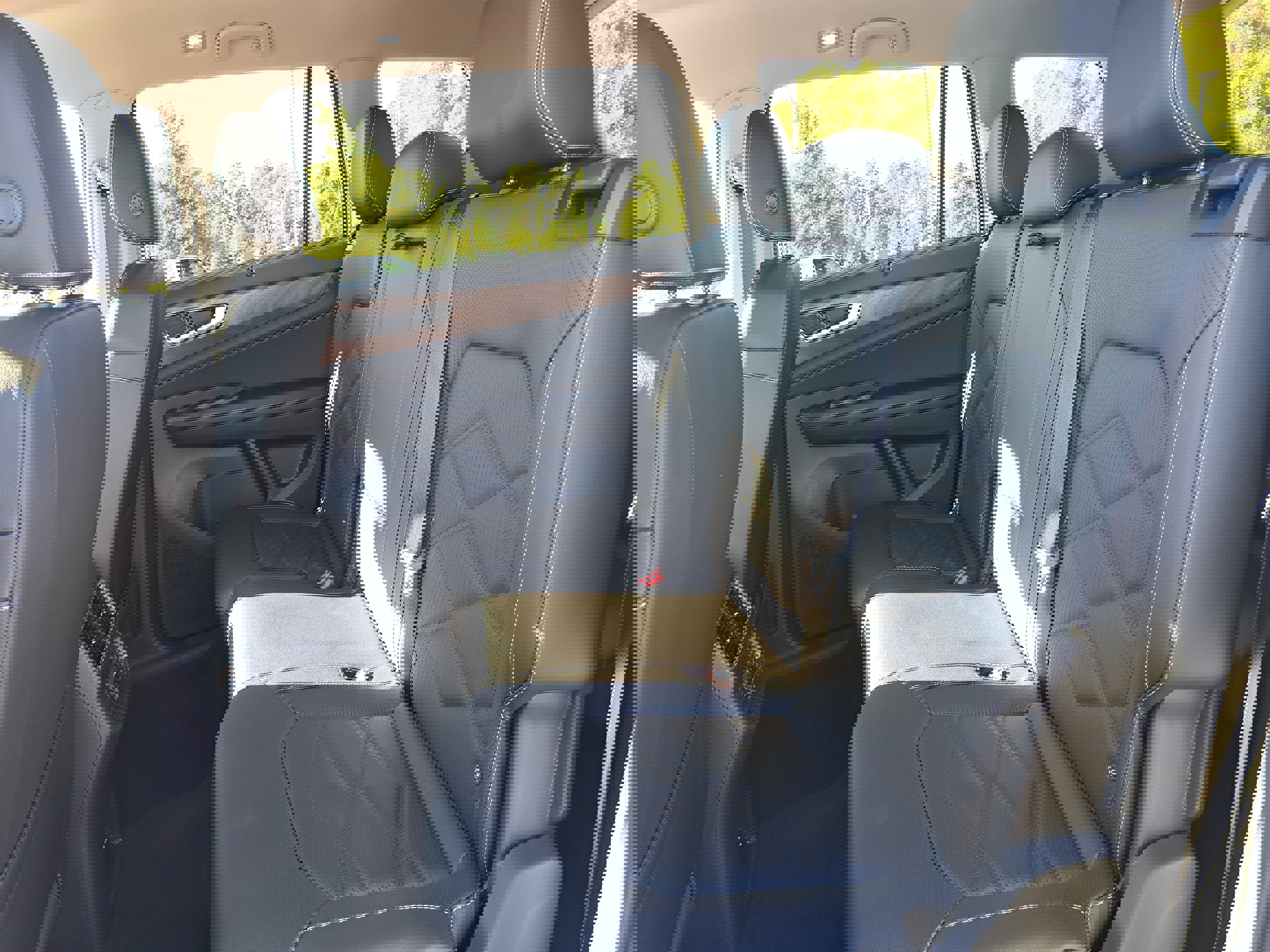 New 2026 Volkswagen Atlas SE image 15