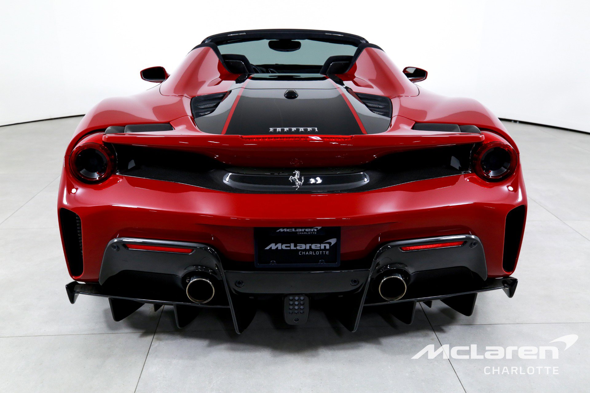 Used 2020 Ferrari 488 Pista Spider image 8