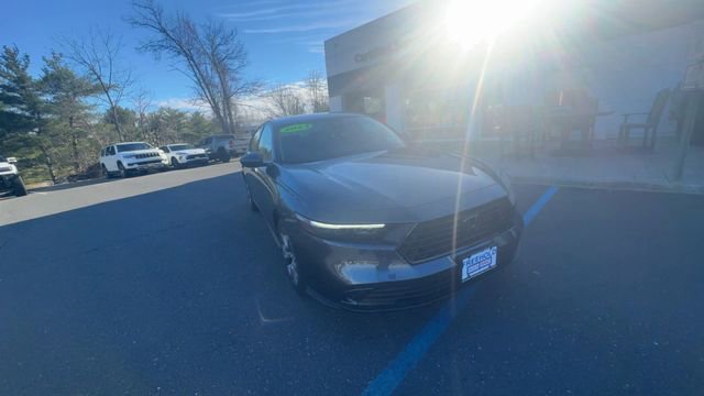 Used 2023 Honda Accord EX image 2