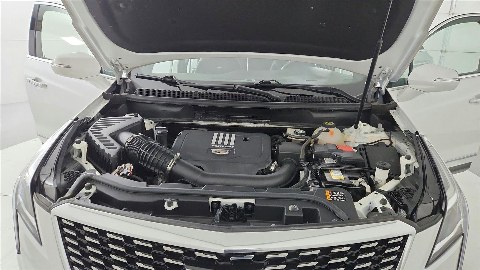 Used 2023 Cadillac XT5 Luxury image 39