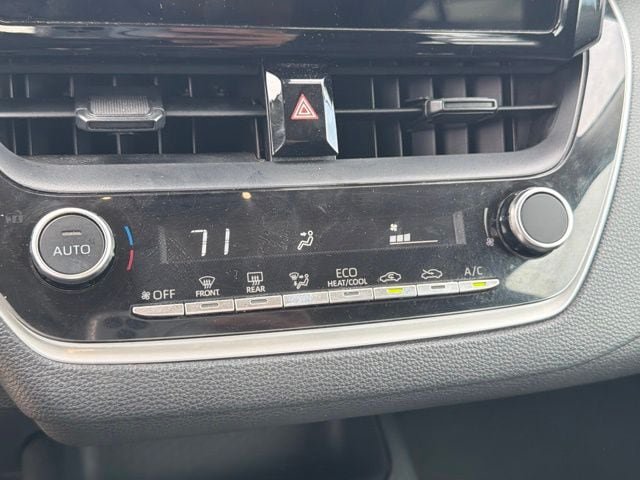 Used 2024 Toyota Corolla LE FWD image 8
