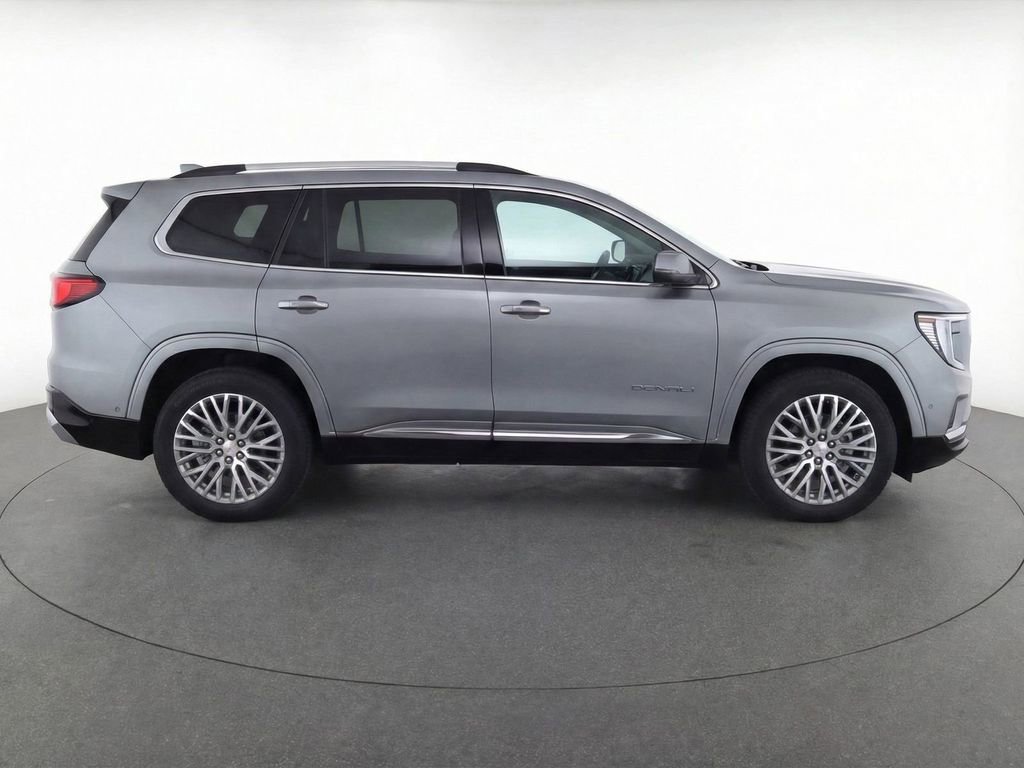 Used 2024 GMC Acadia Denali w/ Super Cruise Package image 8