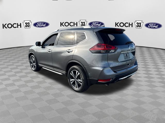 Used 2019 Nissan Rogue SV w/ Premium Package AWD/4WD image 6