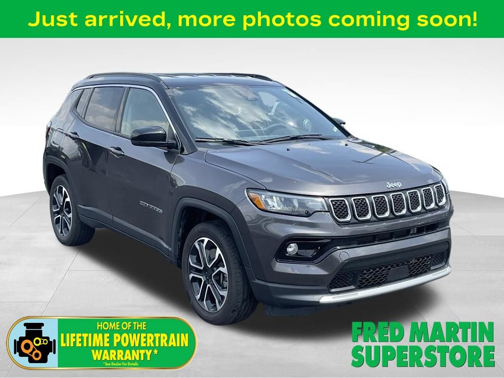 Used 2023 Jeep Compass Limited AWD/4WD image 1