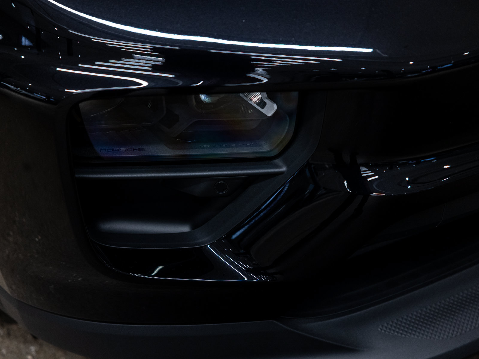 New 2026 Porsche Macan 4 Electric AWD/4WD image 17