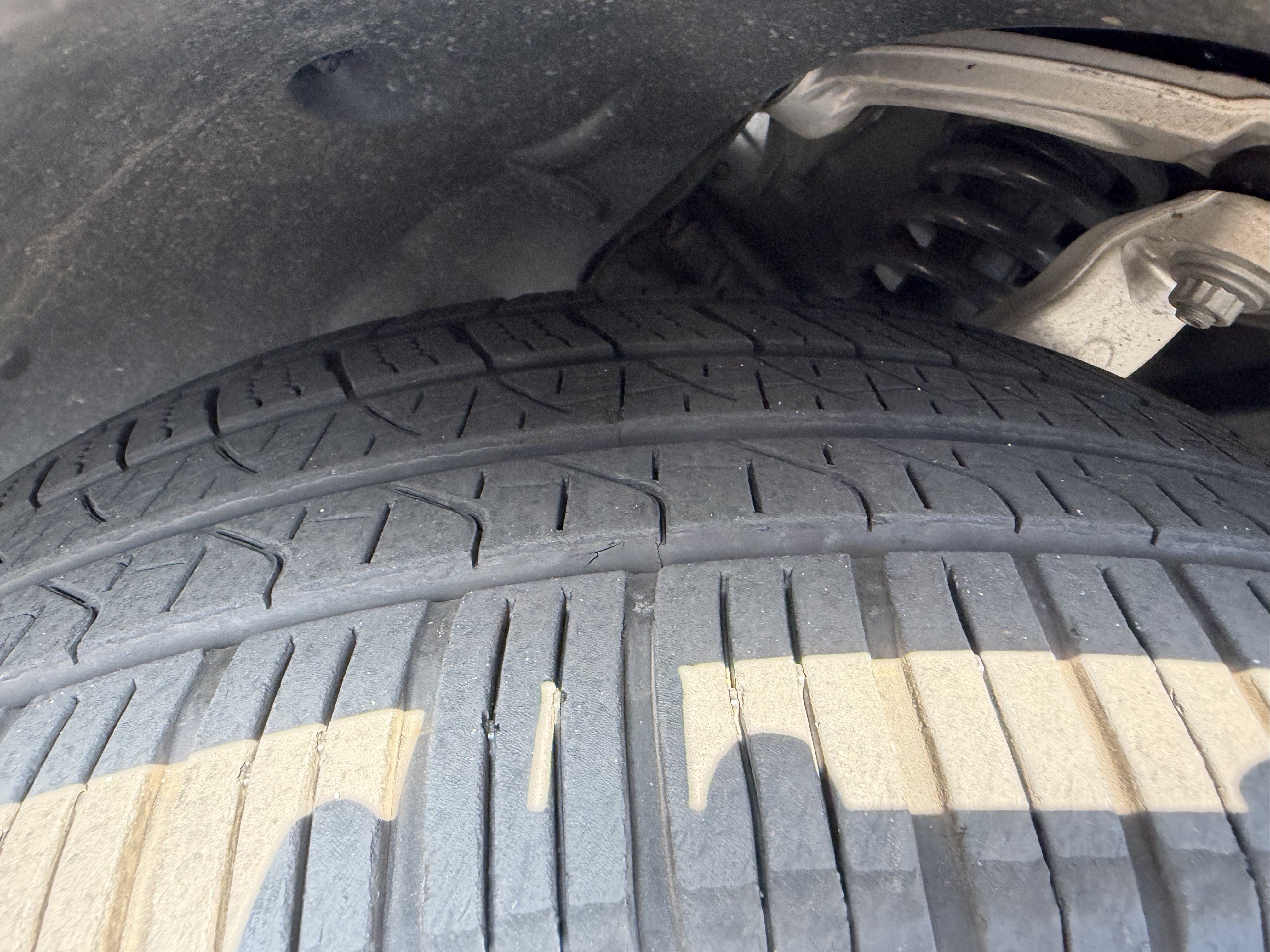 Certified 2024 Mercedes-Benz GLE 450e 4MATIC image 12