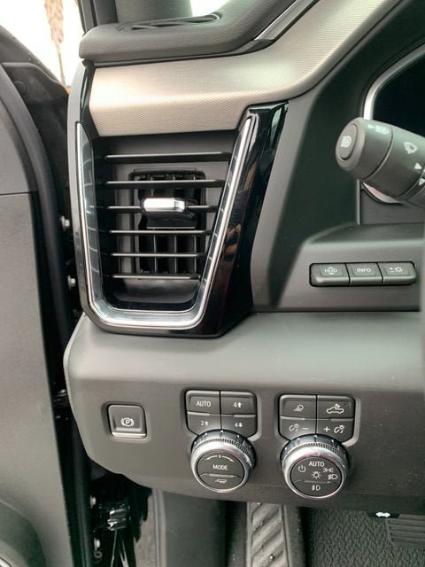 New 2026 GMC Sierra 2500 Denali w/ Technology Package AWD/4WD image 20