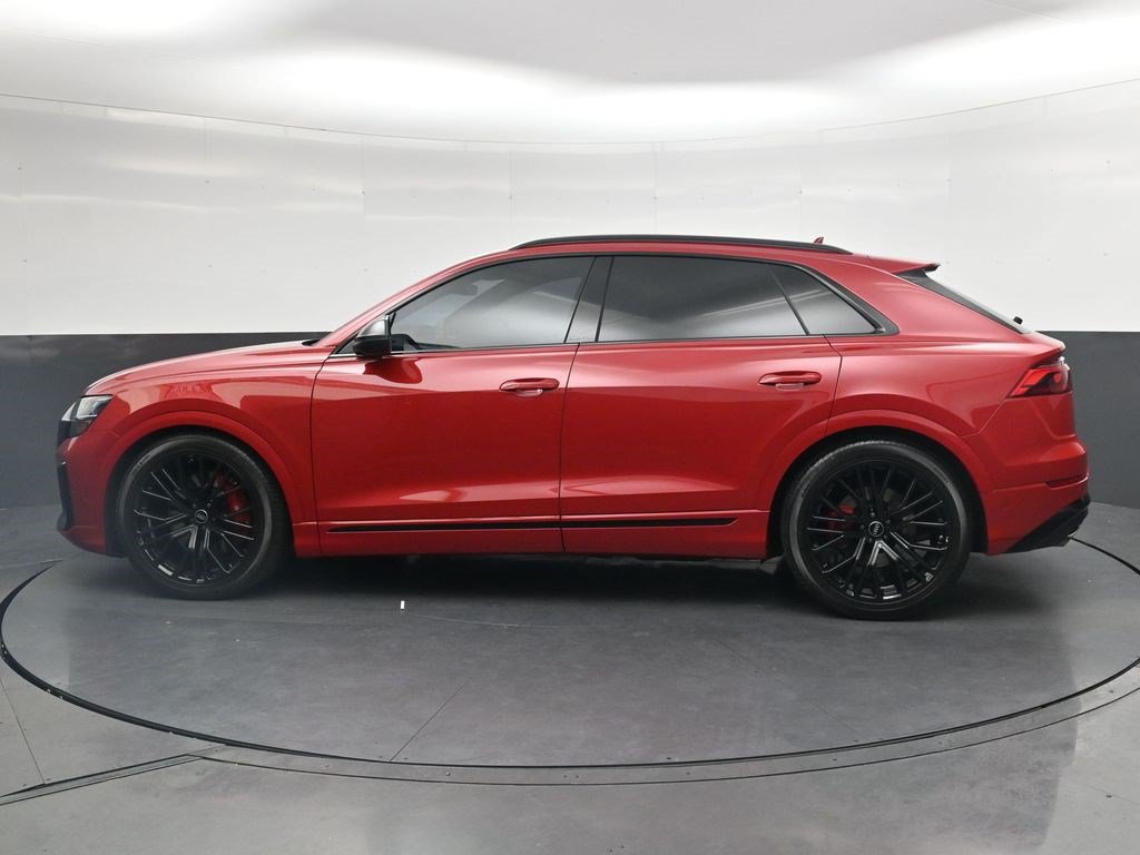 Used 2024 Audi SQ8 Prestige AWD/4WD image 7