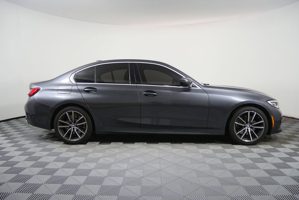 Used 2019 BMW 330i Sedan image 2