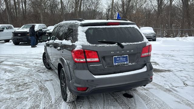 Used 2019 Dodge Journey SE w/ Blacktop Package image 5